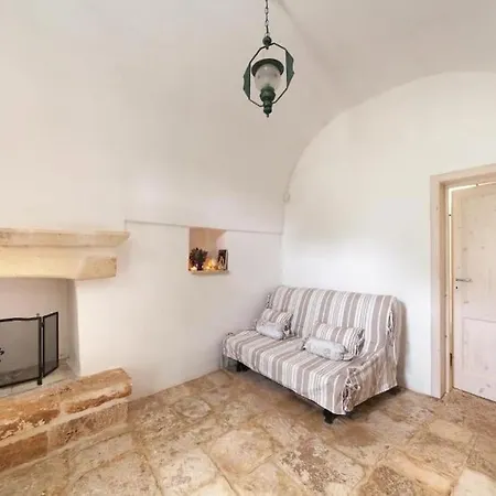 Il Trullo Dell'ulivo Bianco Latiano
